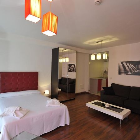 Apartamentos Turisticos Veladiez ลา ลาสตริญา ภายนอก รูปภาพ